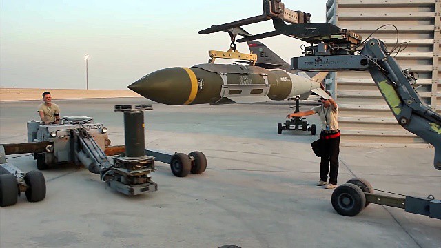 Bomba JDAM